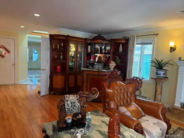 154-60 Riverside DR, Whitestone, NY 11357