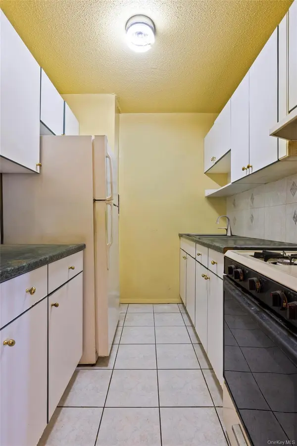 39-60 54th ST #10-O, Woodside, NY 11377