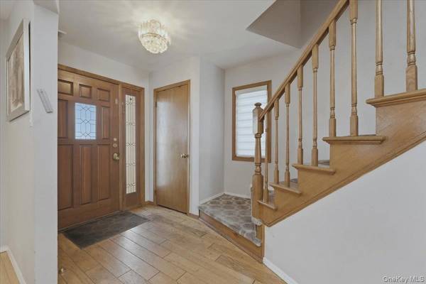 151 wanser, Inwood, NY 11096