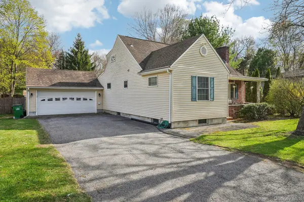 40 Widmer RD, Wappingers Falls, NY 12590