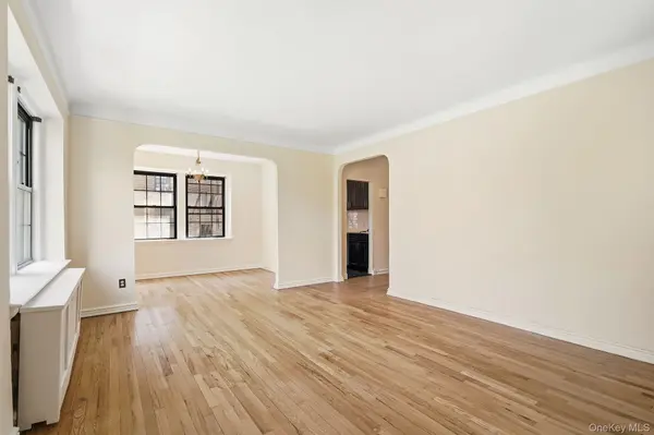 196 Garth RD #2F, Scarsdale, NY 10583