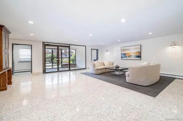 90 S Park AVE #B3, Rockville Centre, NY 11570