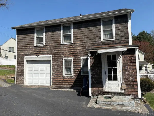 77 Cleveland ST, Valhalla, NY 10595