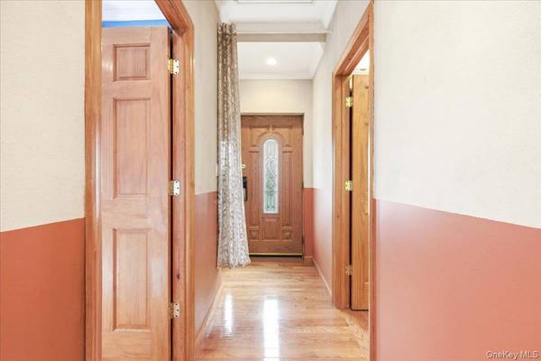 67-26 Selfridge ST, Forest Hills, NY 11375