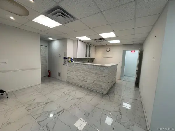 4142 College Point BLVD #2A, Flushing, NY 11355