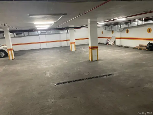 4142 College Point BLVD #2A, Flushing, NY 11355