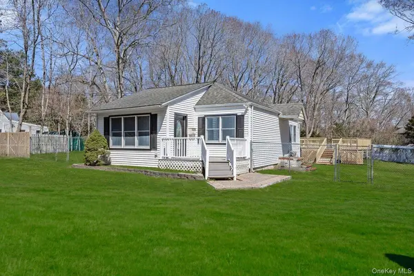 819 Canal RD, Mount Sinai, NY 11766