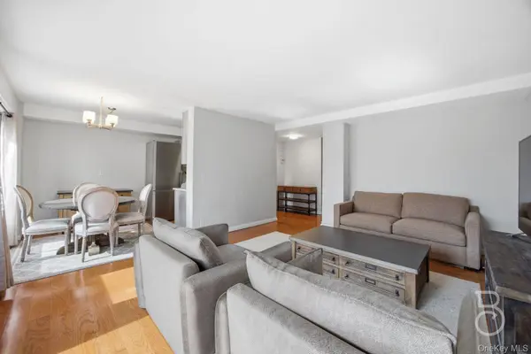 33-43 14th ST #10A, Astoria, NY 11106
