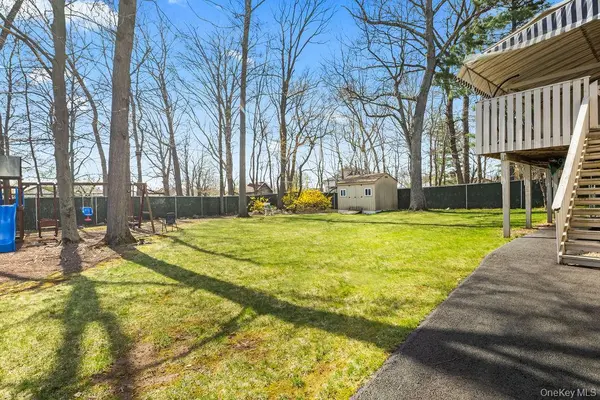 11 Wilsher DR, Monsey, NY 10952