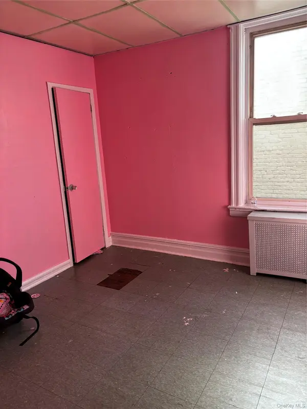 10426 104th ST, Ozone Park, NY 11417