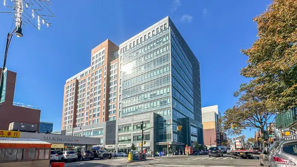 38-08 Union ST #3E, Flushing, NY 11354