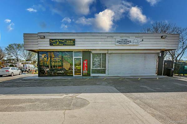 1575 5th AVE, Bay Shore, NY 11706