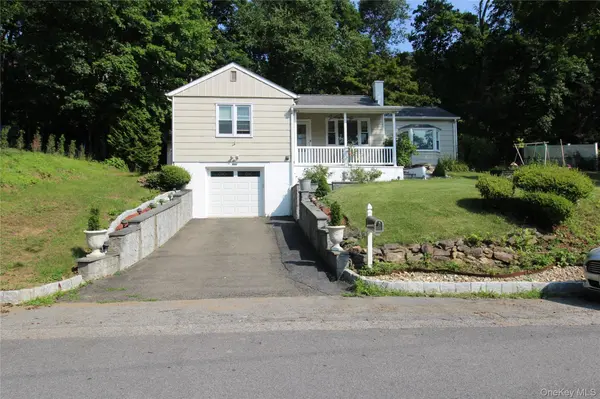 650 Warren AVE, Thornwood, NY 10594