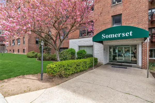 83-85 116th ST #1F, Richmond Hill, NY 11418
