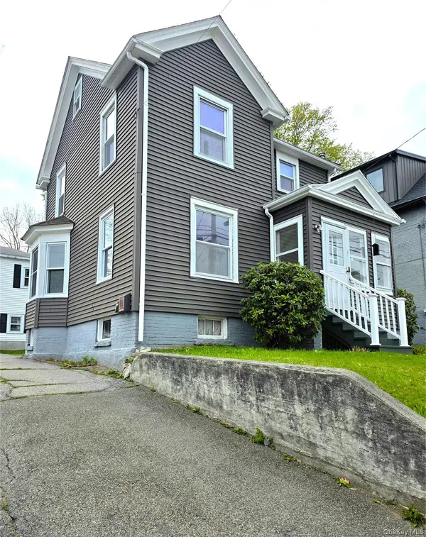 371-373 Verplanck AVE, Beacon, NY 12508