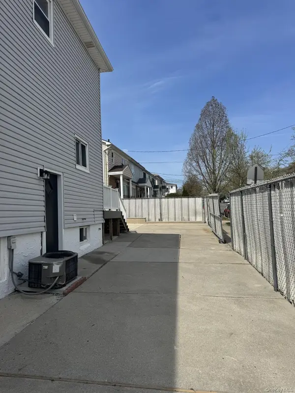 311 Durant AVE, Staten Island, NY 10308