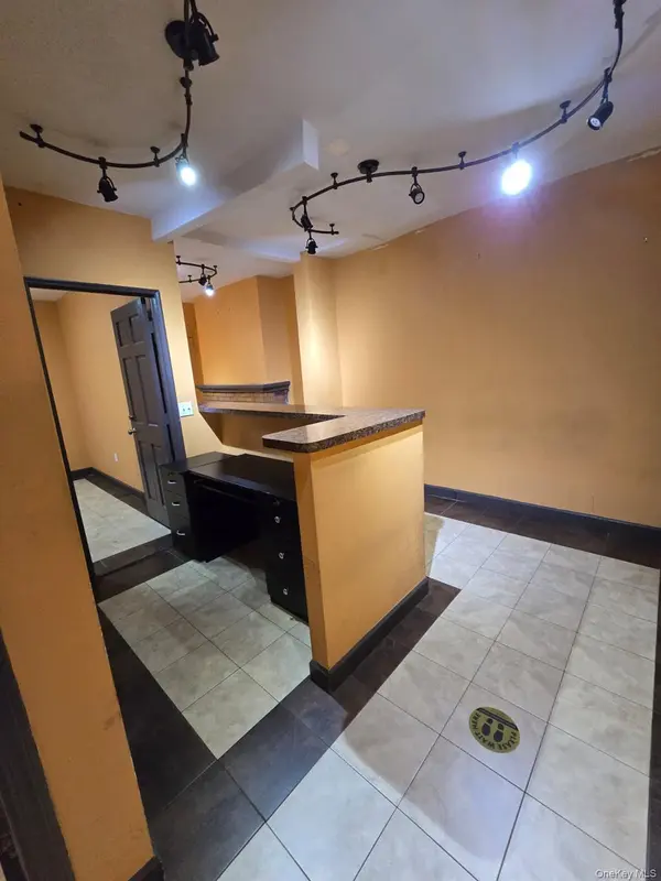 10510 Crossbay BLVD #2nd Floor, Ozone Park, NY 11417