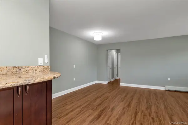 4 Rose ST #5-H1, Oceanside, NY 11572