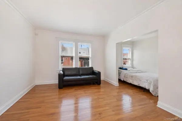 2710 Lurting AVE, Bronx, NY 10469