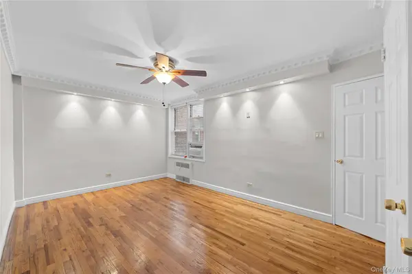 67-30 Clyde ST #5B, Forest Hills, NY 11375