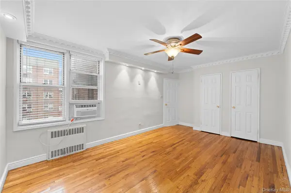 67-30 Clyde ST #5B, Forest Hills, NY 11375