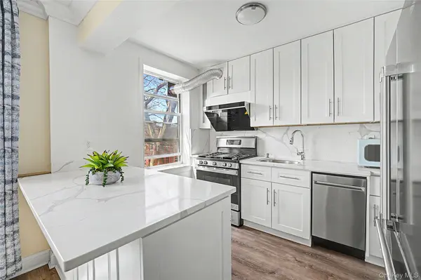 14137 79th AVE #3O, Flushing, NY 11367