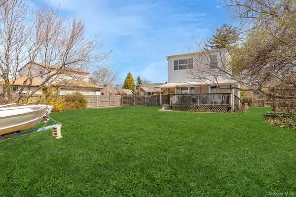 183 S 7th ST, Lindenhurst, NY 11757