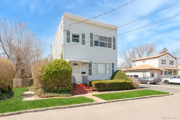 183 S 7th ST, Lindenhurst, NY 11757