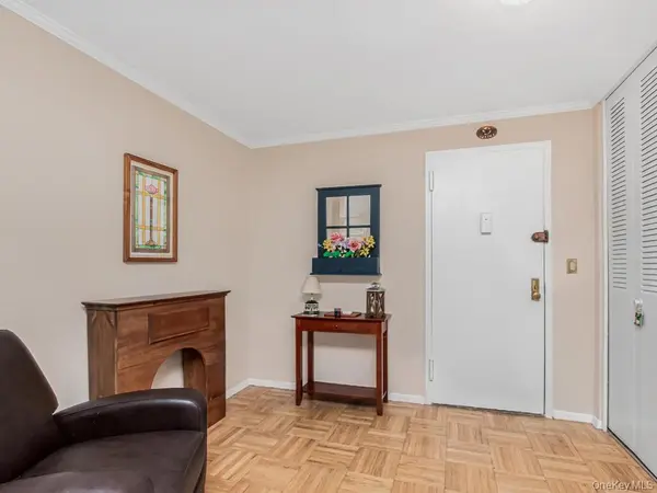 415 Gramatan AVE #1C, Mount Vernon, NY 10552