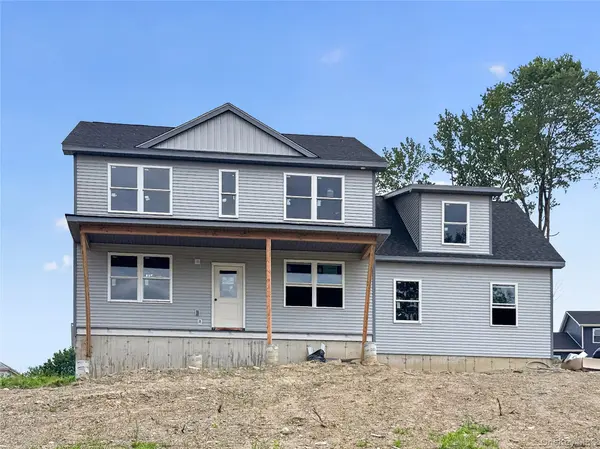 34 Tamarack DR, Newburgh, NY 12550