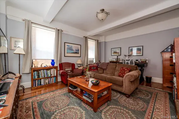 8300 Talbot ST #2B, Kew Gardens, NY 11415