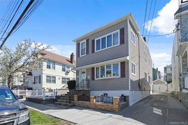 23-37 124th ST, College Point, NY 11356