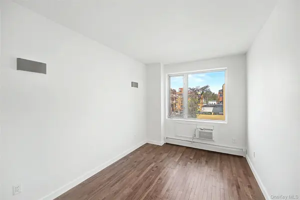 13621 Latimer PL #3E, Flushing, NY 11354