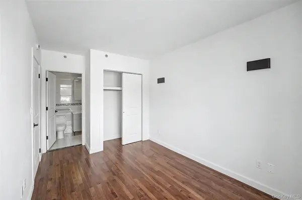 13621 Latimer PL #3E, Flushing, NY 11354