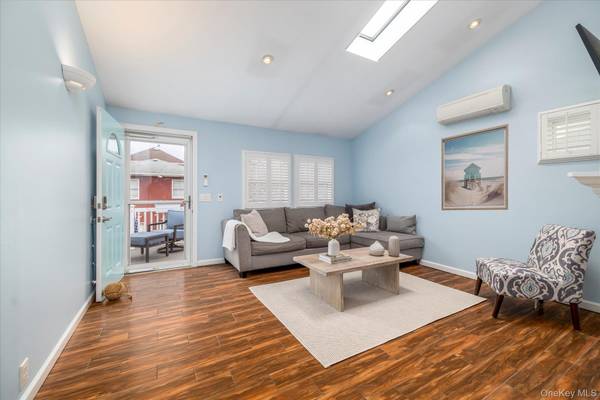 35 Nebraska ST, Long Beach, NY 11561