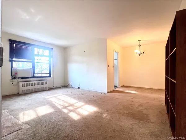 19649 69th AVE #2, Fresh Meadows, NY 11365