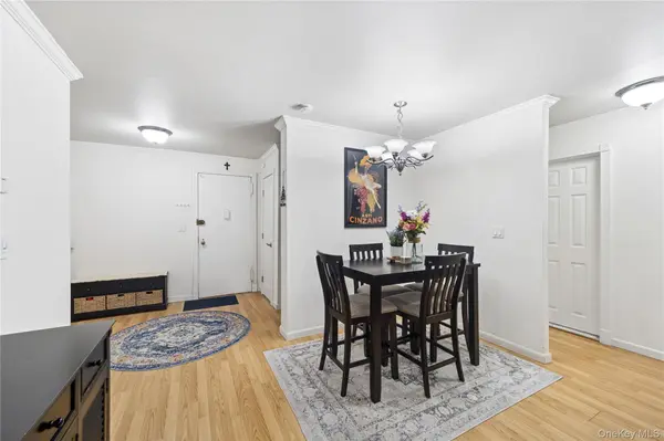 100 E Hartsdale AVE #3FE, Hartsdale, NY 10530