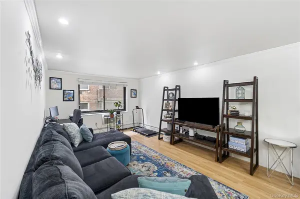 100 E Hartsdale AVE #3FE, Hartsdale, NY 10530