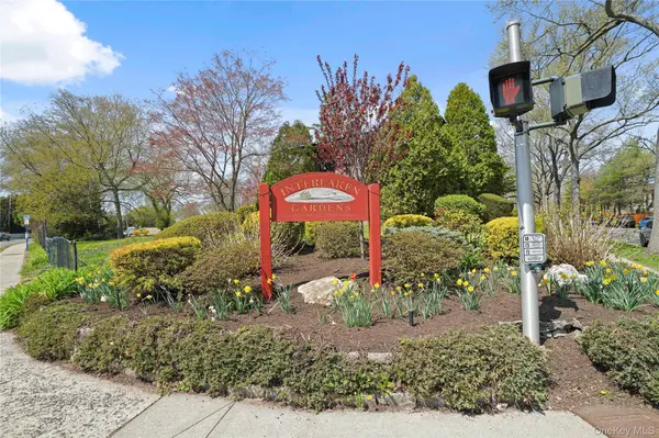 1209 California RD #2R, Eastchester, NY 10709