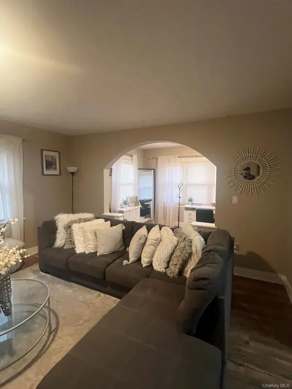 13 S Bleeker ST, Mount Vernon, NY 10550