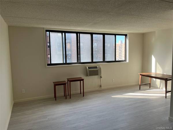 137-77 45th AVE #5A, Flushing, NY 11355