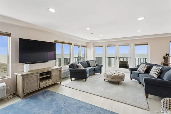 260 W Broadway #7A, Long Beach, NY 11561