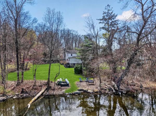 8-10 Towners RD #8, Carmel, NY 10512