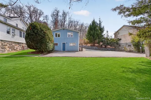 8-10 Towners RD #8, Carmel, NY 10512