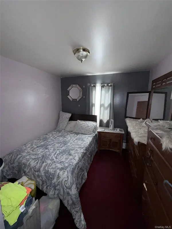 132-18 156th ST, Jamaica, NY 11434