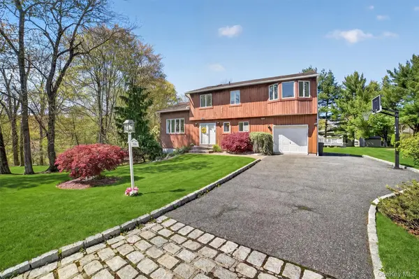 300 Chestnut CT, Yorktown Heights, NY 10598