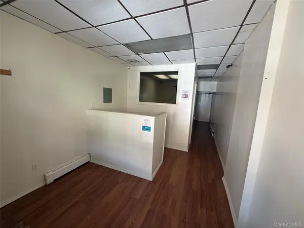 10522 Jamaica AVE, Richmond Hill, NY 11418