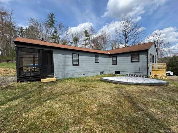 5 Lucky LN, Narrowsburg, NY 12764