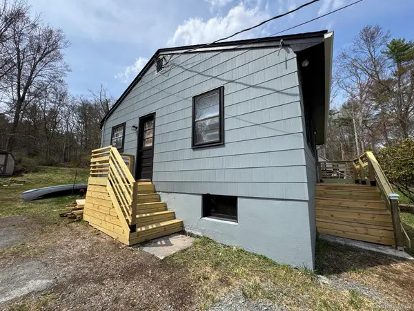 5 Lucky LN, Narrowsburg, NY 12764