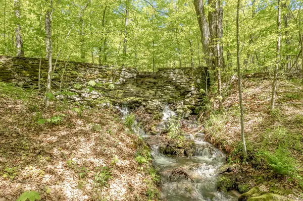 Overlook DR, Hillsdale, NY 12529
